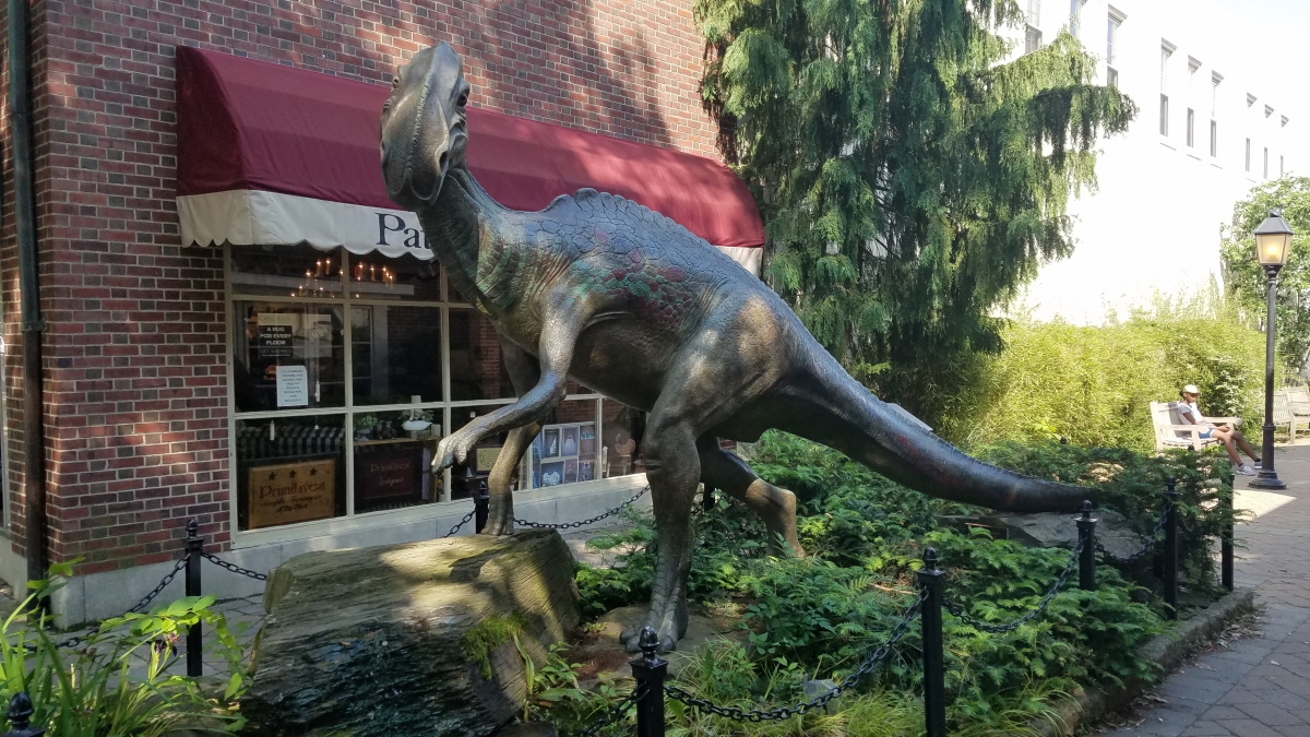 Statue of Hadrosaurus in Downtown Haddonfield Statue of Hadrosaurus in Downtown Haddonfield